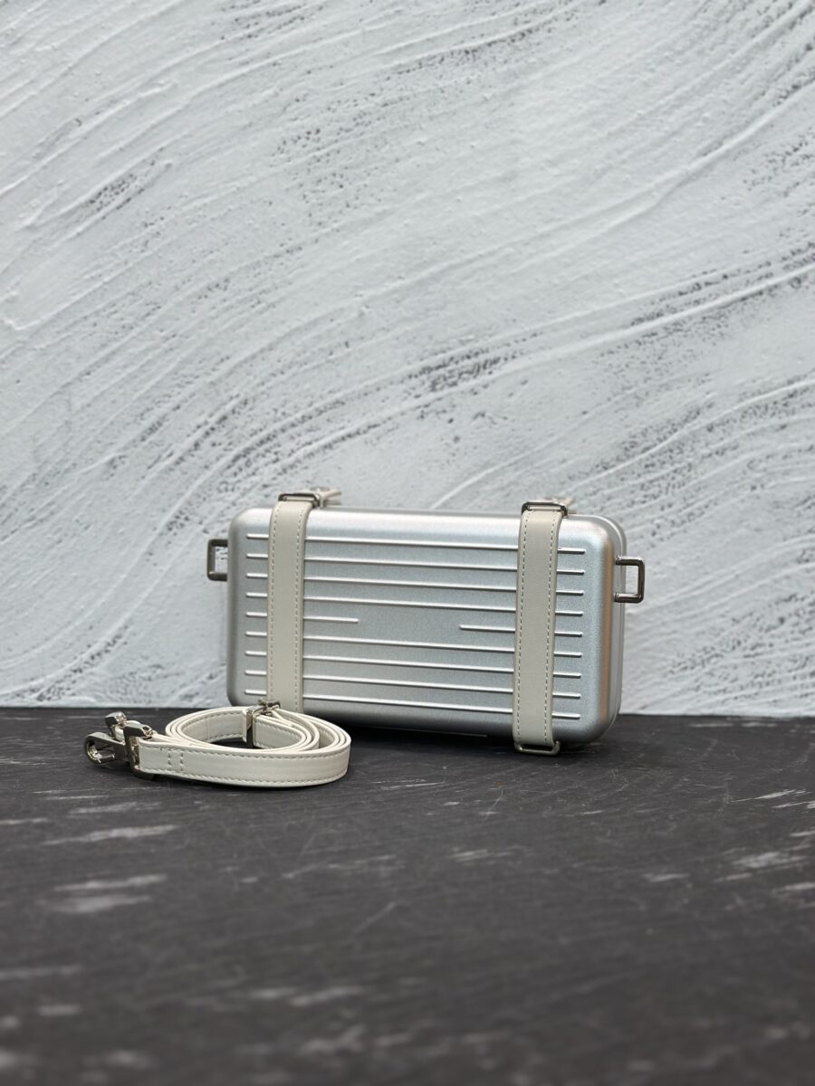 Dior , Rimowa